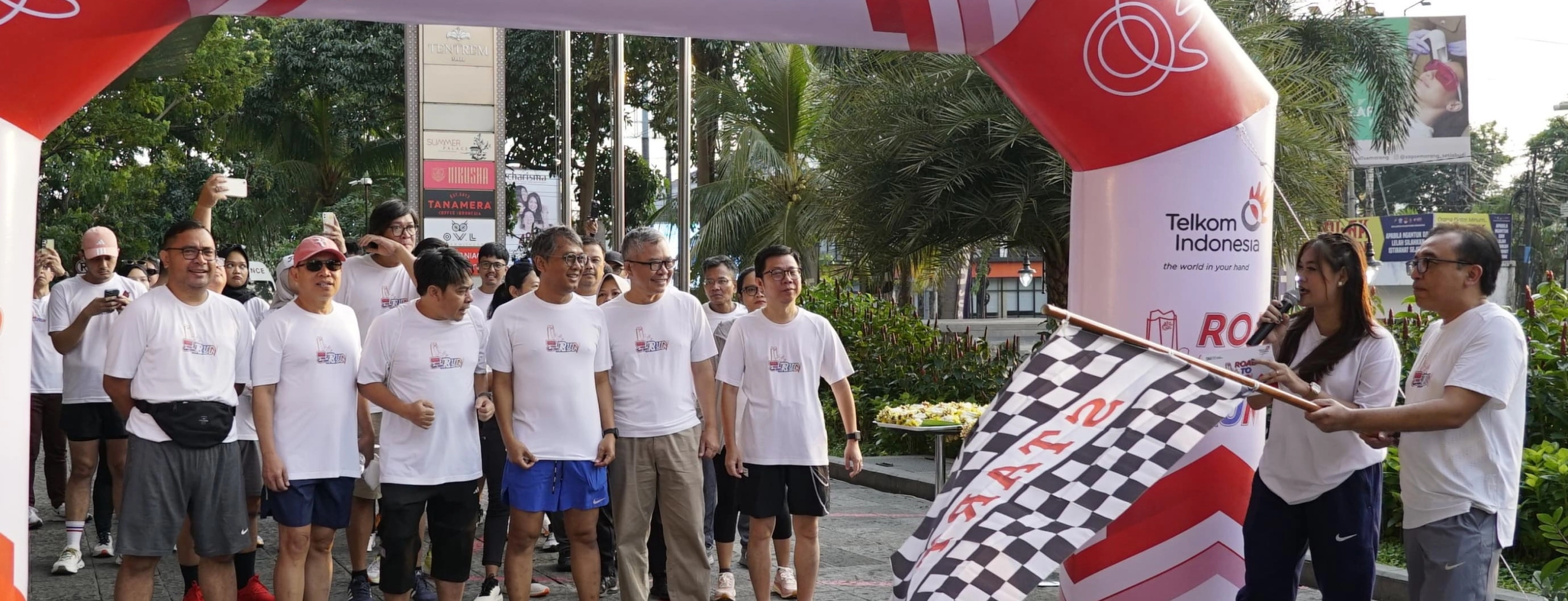 Telkom Gelar Fun Run Road to Digiland Run 2024 di Semarang banner